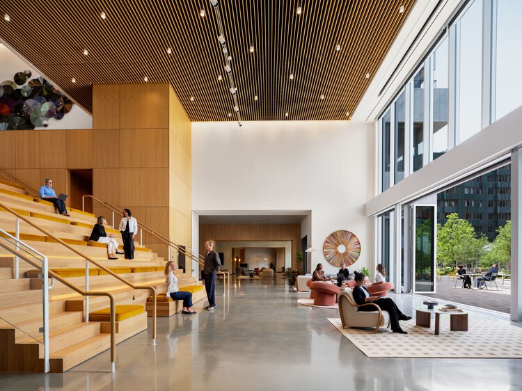 Studio Gang and Henning Larsen Complete One Milestone Life Science Campus in Boston - Image 7 of 23