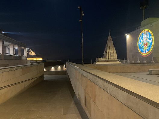 When Movement Becomes Sacred Space: The Architecture of India’s Pilgrimage Landscapes When Movement Becomes Sacred Space: The Architecture of India’s Pilgrimage Landscapes - Image 8 of 13