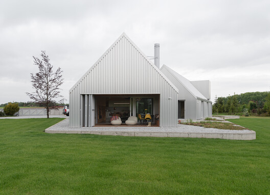 Lake house / Ultra Architects - Image 3 of 17
