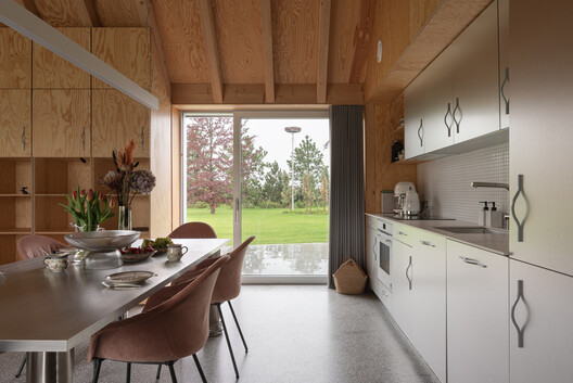 Lake house / Ultra Architects - Interior Photography, Kitchen, Wood, Countertop, Chair