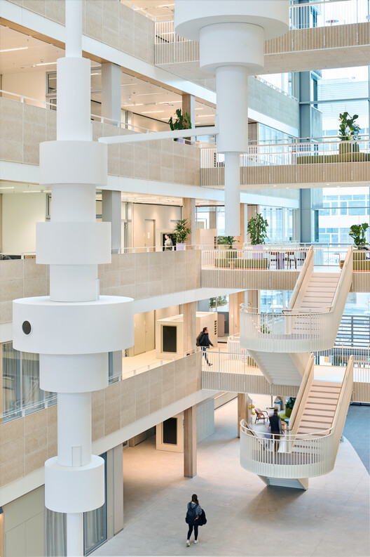 Roche Diagnostic Center Interior / Studio Alexander Fehre - Interior Photography, Stairs