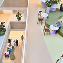 Roche Diagnostic Centre  / Studio Alexander Fehre - Interior Photography, Offices Interiors, Chair