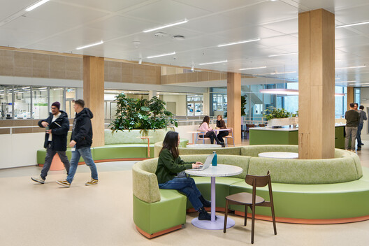 Roche Diagnostic Center Interior / Studio Alexander Fehre - Interior Photography, Living Room, Glass, Chair