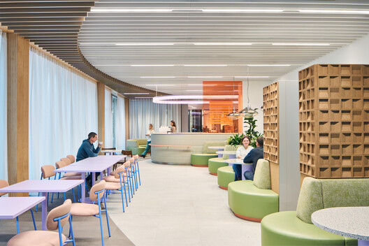Roche Diagnostic Center Interior / Studio Alexander Fehre - Interior Photography, Chair