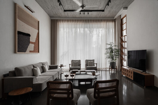 Antarvan Residence / Neogenesis+Studi0261 - Interior Photography, Living Room, Wood, Sofa, Lighting, Table, Chair
