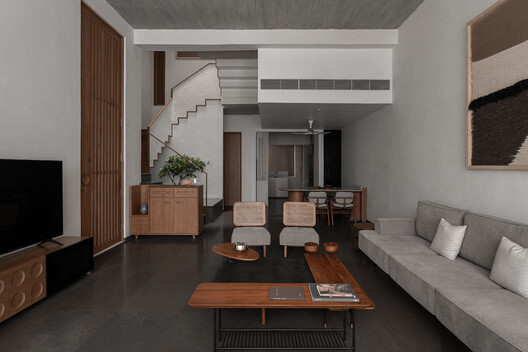 Antarvan Residence / Neogenesis+Studi0261 - Interior Photography, Living Room, Wood, Table, Sofa, Lighting, Chair