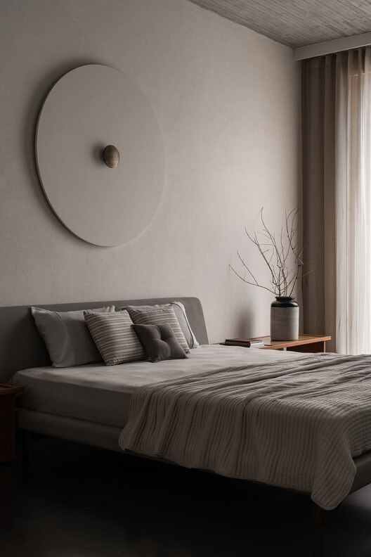 Antarvan Residence / Neogenesis+Studi0261 - Interior Photography, Bedroom, Bed, Lighting