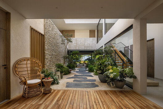 Casaluna / Anarquitectura Casaluna / Anarquitectura - Interior Photography, Courtyard