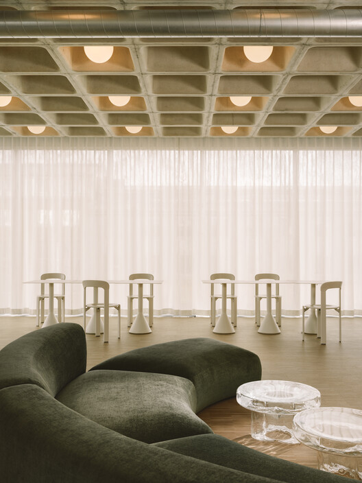 Enkime HQ / RHO - Interior Photography