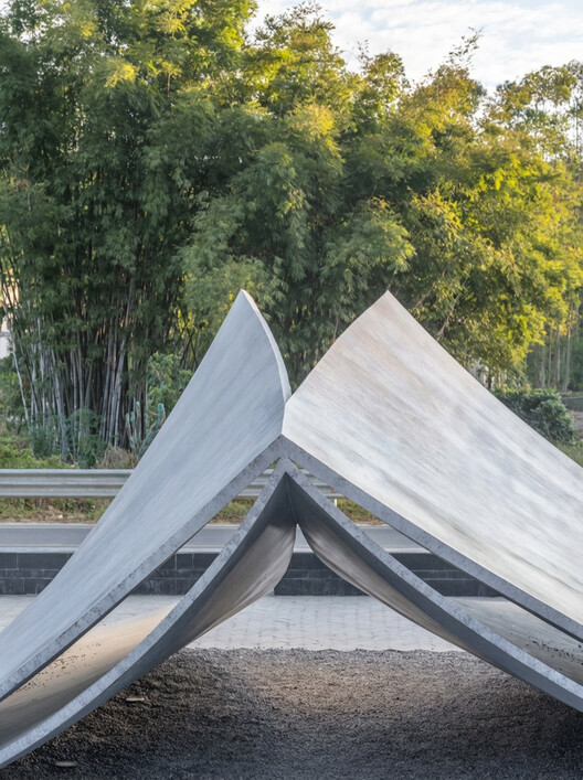 Pages Afloat / f-a-n architects - Image 15 of 33