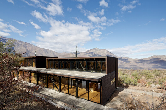 Architecture in the Andes: How Altitude Shapes Design Decisions Architecture in the Andes: How Altitude Shapes Design Decisions - Image 5 of 17
