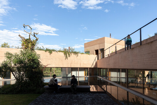 Architecture in the Andes: How Altitude Shapes Design Decisions Architecture in the Andes: How Altitude Shapes Design Decisions - Image 4 of 17