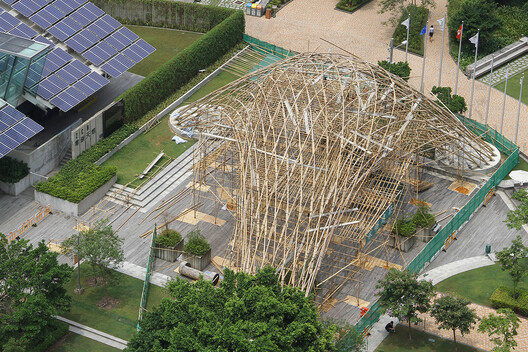 The Politics of Bamboo: From Vernacular Craft to Temporal Infrastructure The Politics of Bamboo: From Vernacular Craft to Temporal Infrastructure - Image 13 of 24