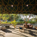The Politics of Bamboo: From Vernacular Craft to Temporal Infrastructure  - Imagen 4 de 4