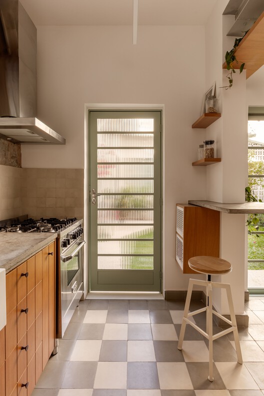 Limoeiro House / Mana arquitetura Limoeiro House / Mana arquitetura - Interior Photography, Kitchen, Wood, Countertop