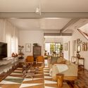 Limoeiro House / Mana arquitetura - Interior Photography, Houses, Table, Lighting, Chair