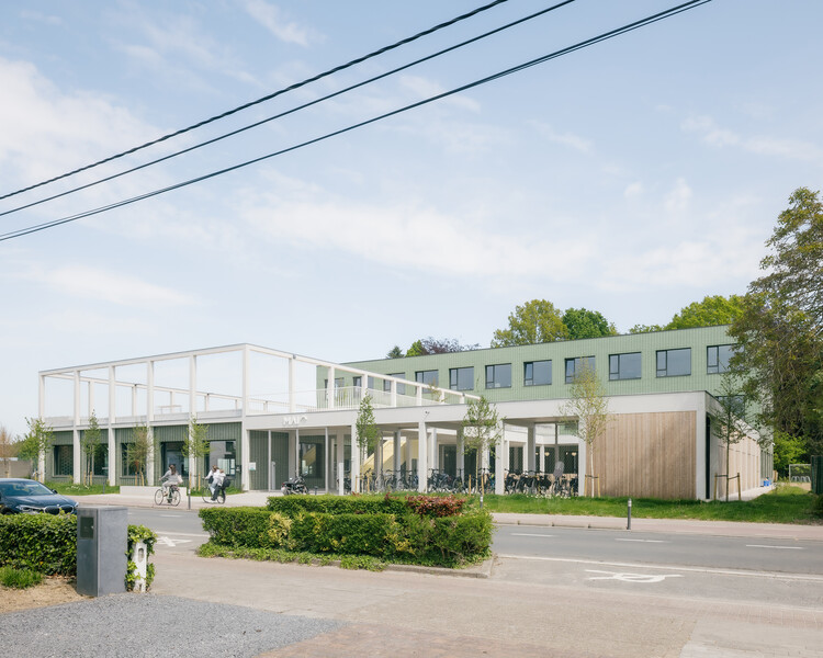 School Maria Assumpta Instituut / LOW Architecten - Exterior Photography, Schools , Courtyard