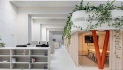 Halcom Offices / KIP arhitekti