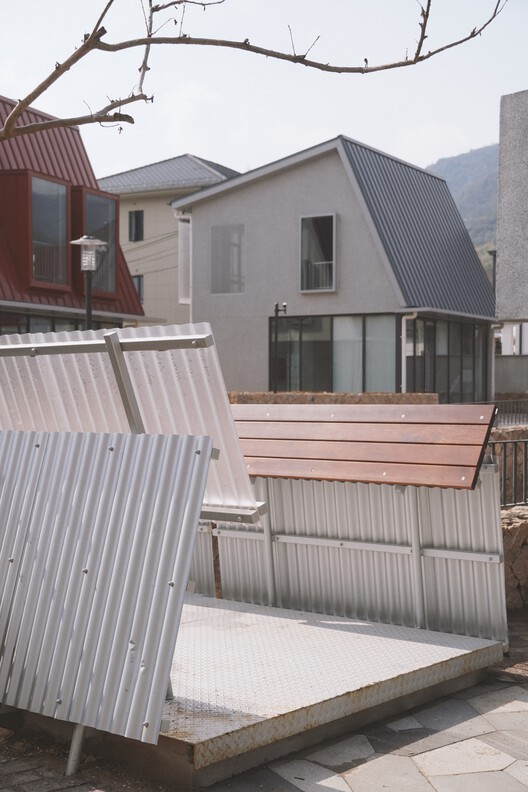 Easel Bridge / XBTW OFFICE - Exterior Photography
