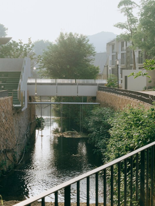 Easel Bridge / XBTW OFFICE - Image 6 of 36
