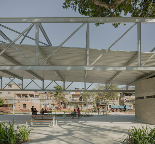 Beyond the Canopy: Six Architectural Strategies for Urban Shade Beyond the Canopy: Six Architectural Strategies for Urban Shade - Image 80 of 101