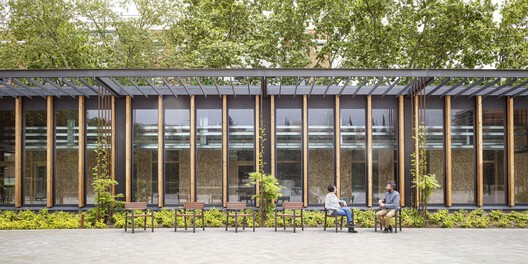 Beyond the Canopy: Six Architectural Strategies for Urban Shade Beyond the Canopy: Six Architectural Strategies for Urban Shade - Image 63 of 101