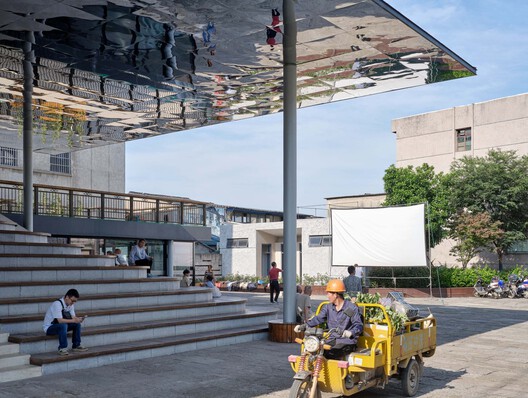 Beyond the Canopy: Six Architectural Strategies for Urban Shade Beyond the Canopy: Six Architectural Strategies for Urban Shade - Image 35 of 101