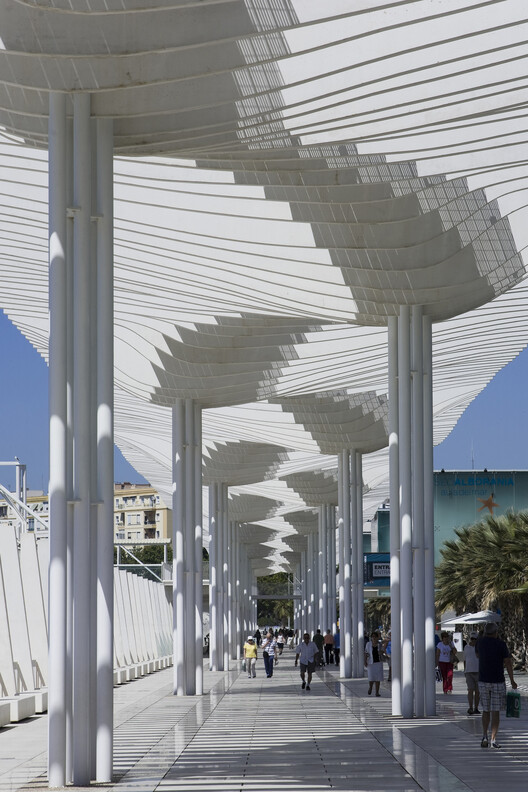Beyond the Canopy: Six Architectural Strategies for Urban Shade Beyond the Canopy: Six Architectural Strategies for Urban Shade - Image 47 of 101