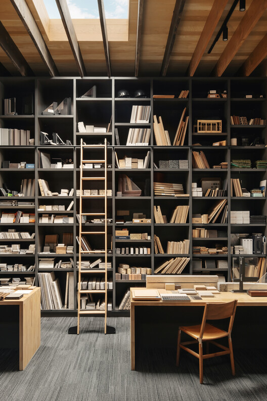 ECC Creative / A Parallel Architecture ECC Creative / A Parallel Architecture - Interior Photography, Closet, Shelving, Wood