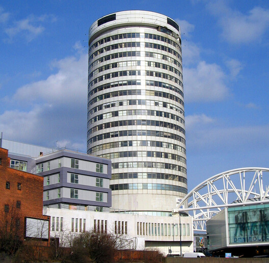 Birmingham Architecture City Guide: Industrial Splendor and Modern Experimentation Birmingham Architecture City Guide: Industrial Splendor and Modern Experimentation - Image 5 of 21