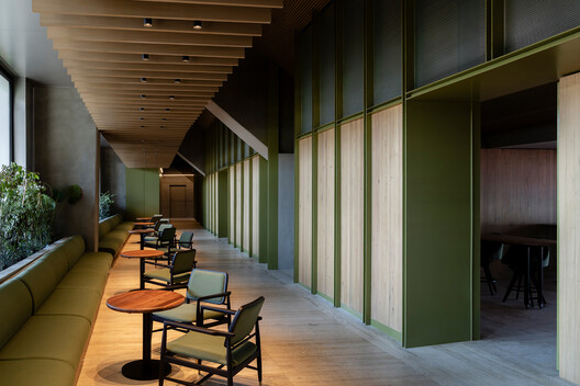 Mexico City Stadium: Interior Remodeling & Hospitality Spaces / CUAIK CDS + Luis Huerta + ESTUDIO Ignacio Urquiza Ana Paula de Alba + CAAM Arquitectos + Clásicos Mexicanos Mexico City Stadium: Interior Remodeling & Hospitality Spaces / CUAIK CDS + Luis Huerta + ESTUDIO Ignacio Urquiza Ana Paula de Alba + CAAM Arquitectos + Clásicos Mexicanos - Interior Photography, Dining room, Wood, Chair