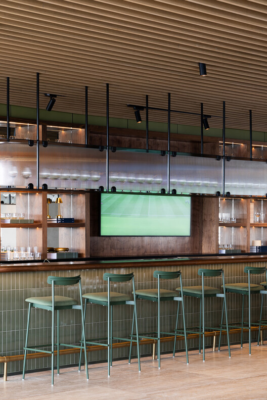 Mexico City Stadium: Interior Remodeling & Hospitality Spaces / CUAIK CDS + Luis Huerta + ESTUDIO Ignacio Urquiza Ana Paula de Alba + CAAM Arquitectos + Clásicos Mexicanos Mexico City Stadium: Interior Remodeling & Hospitality Spaces / CUAIK CDS + Luis Huerta + ESTUDIO Ignacio Urquiza Ana Paula de Alba + CAAM Arquitectos + Clásicos Mexicanos - Interior Photography, Kitchen, Wood, Lighting, Glass, Chair