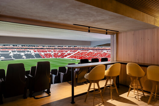 Mexico City Stadium: Interior Remodeling & Hospitality Spaces / CUAIK CDS + Luis Huerta + ESTUDIO Ignacio Urquiza Ana Paula de Alba + CAAM Arquitectos + Clásicos Mexicanos Mexico City Stadium: Interior Remodeling & Hospitality Spaces / CUAIK CDS + Luis Huerta + ESTUDIO Ignacio Urquiza Ana Paula de Alba + CAAM Arquitectos + Clásicos Mexicanos - Interior Photography, Dining room