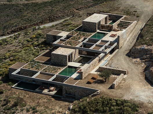 PERMA Serifos Retreat / MOLD Architects PERMA Serifos Retreat / MOLD Architects - Image 14 of 34