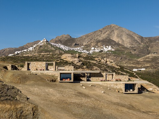 PERMA Serifos Retreat / MOLD Architects PERMA Serifos Retreat / MOLD Architects - Image 6 of 34