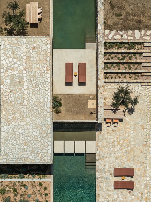 PERMA Serifos Retreat / MOLD Architects PERMA Serifos Retreat / MOLD Architects - Image 8 of 34