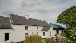 Moss Farmhouse / Pasparakis Friel