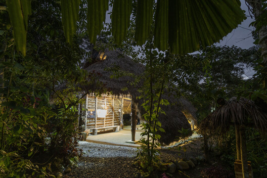 Hampi Samay Wasi: Regenerative Architecture and Ancestral Memory in the Kichwa Amazon / Allwa Arquitectura Hampi Samay Wasi: Regenerative Architecture and Ancestral Memory in the Kichwa Amazon / Allwa Arquitectura - Image 13 of 16