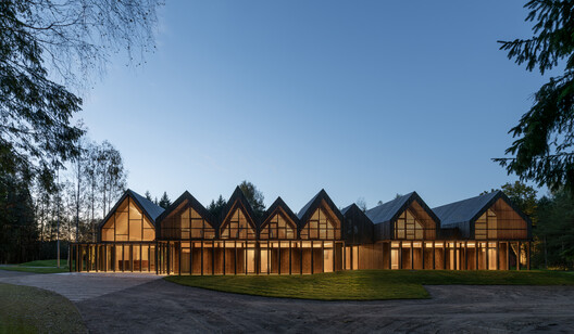 Sanctum Retreat / arches - Exterior Photography
