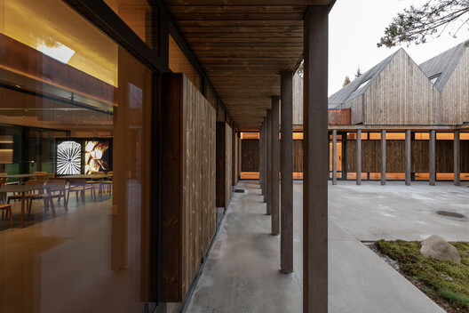 Sanctum Retreat / arches - Image 17 of 40