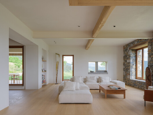 Basque Farm / zU-studio Basque Farm / zU-studio - Interior Photography, Wood, Chair, Beam