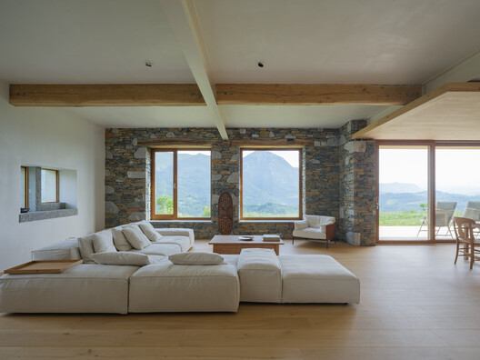 Basque Farm / zU-studio Basque Farm / zU-studio - Interior Photography, Living Room, Wood, Sofa, Beam, Chair