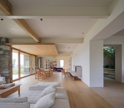 Basque Farm / zU-studio Basque Farm / zU-studio - Interior Photography, Living Room, Wood, Door, Beam, Chair