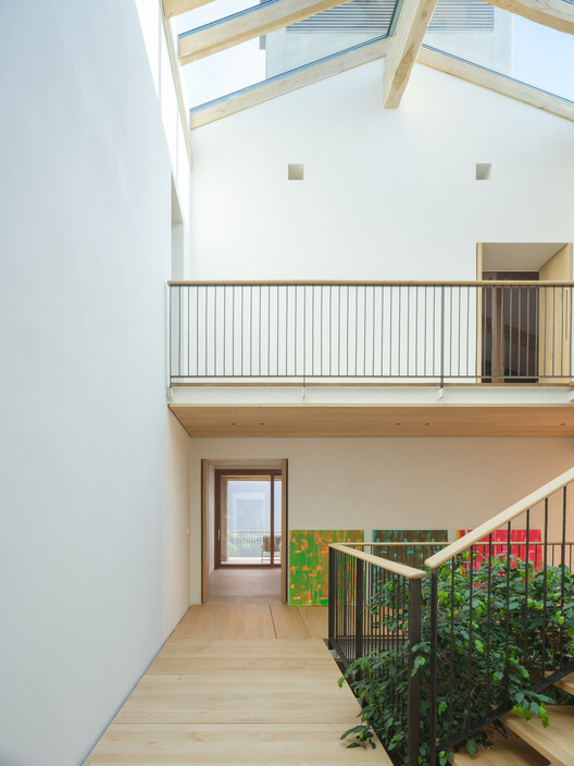 Basque Farm / zU-studio Basque Farm / zU-studio - Exterior Photography, Wood, Handrail, Stairs