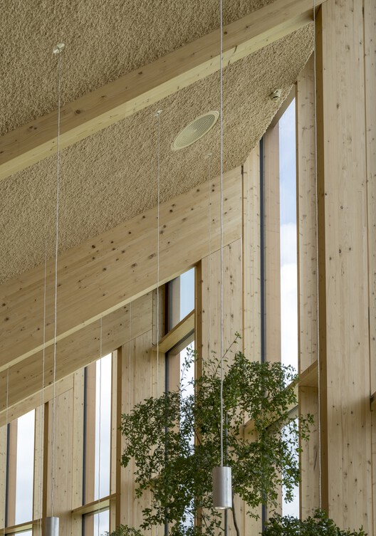 Dymak HQ / BIG Dymak HQ / BIG - Image 21 of 33