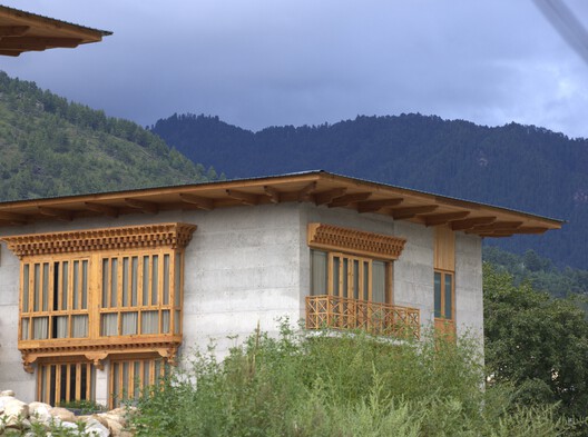 Bangladesh Chancery Complex and Ambassador's Residence / Shatotto - Exterior Photography, Wood, Balcony
