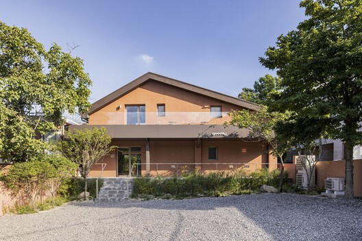 From Homes to Coffee Shops: Adaptive Reuse Projects Transforming Domestic History From Homes to Coffee Shops: Adaptive Reuse Projects Transforming Domestic History - Image 15 of 28