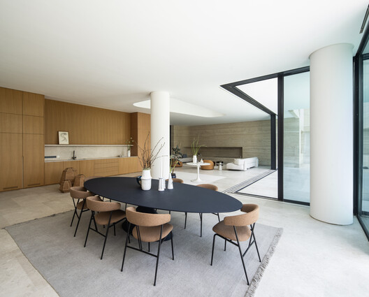 Faye House / Alhumaidhi Architects Faye House / Alhumaidhi Architects - Interior Photography, Chair