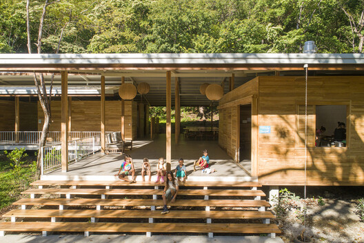 Building to Teach: 15 Schools That Explore Timber as a Primary Material Building to Teach: 15 Schools That Explore Timber as a Primary Material - Image 13 of 33