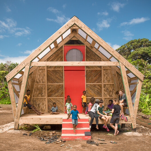 Building to Teach: 15 Schools That Explore Timber as a Primary Material Building to Teach: 15 Schools That Explore Timber as a Primary Material - Image 2 of 33